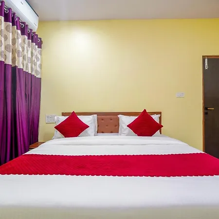 Villa Sri Vijaya Palace Lodging